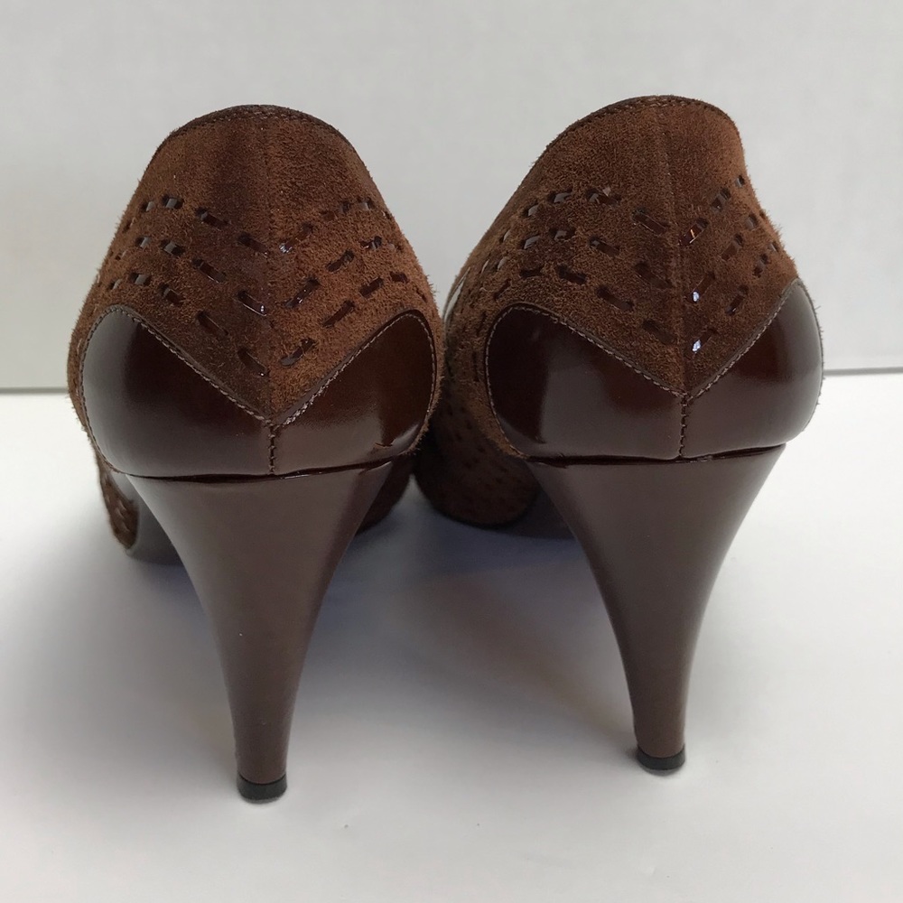 Bruno Magli Shoes. Size 6 AA - Picture 3 of 8